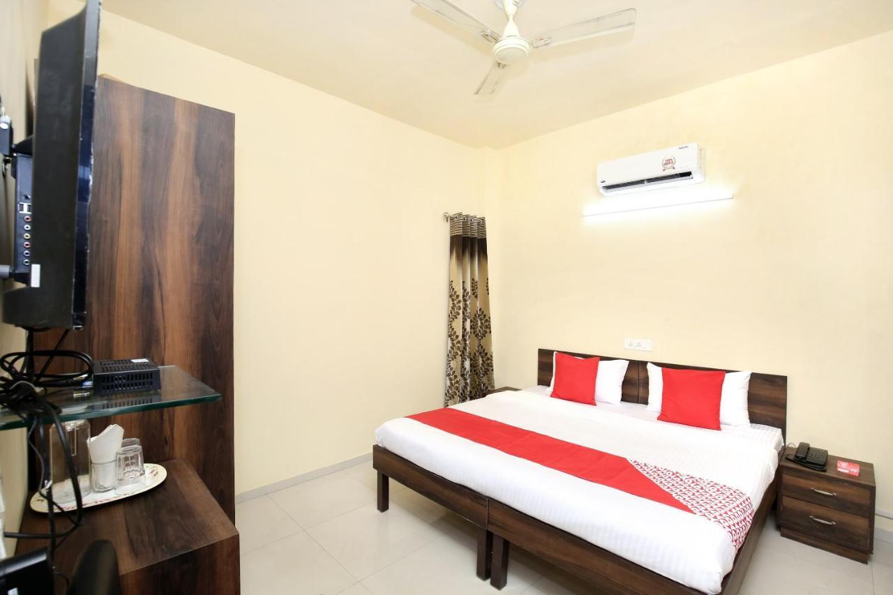 Oyo 16126 Aanantham Ludhiana Exterior foto